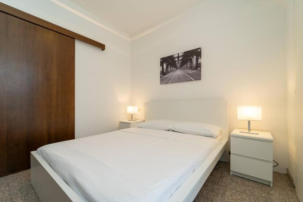 5 Giornate Apt Con Terrazzo E Garage Privato Mailand Exterior foto