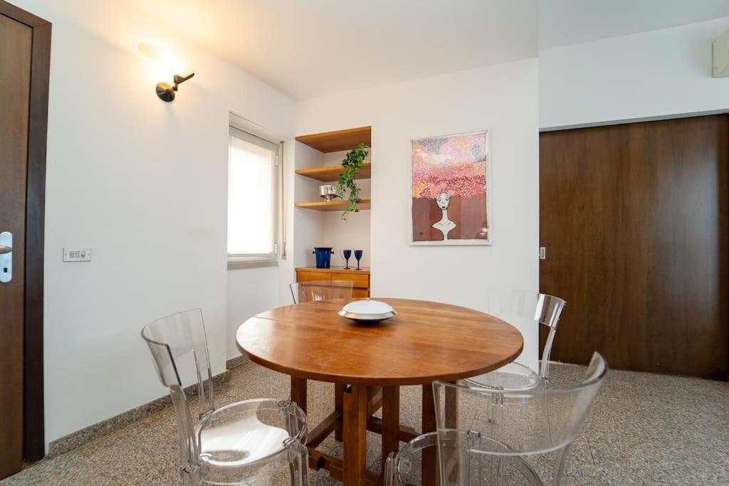 5 Giornate Apt Con Terrazzo E Garage Privato Mailand Exterior foto