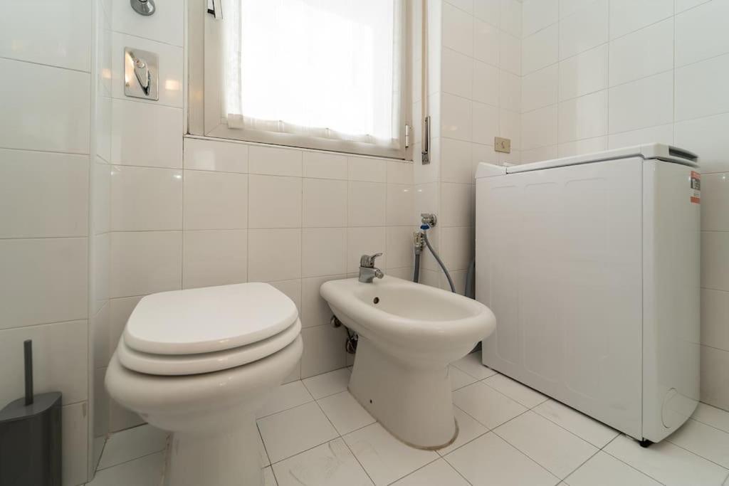 5 Giornate Apt Con Terrazzo E Garage Privato Mailand Exterior foto